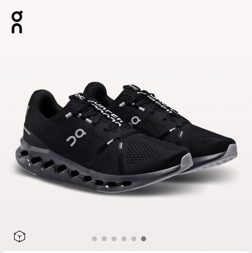 Black On Cloudsurfer Size 11 Men's